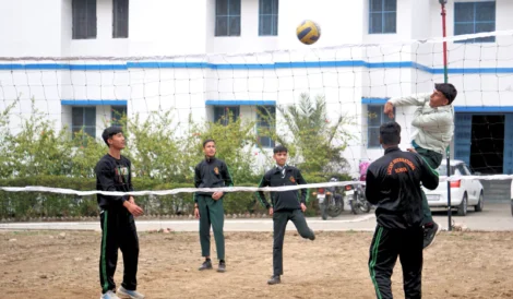 LIS Students Playing Vollyball